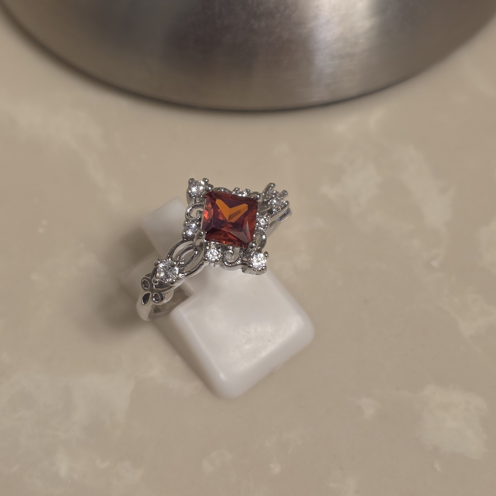 925 Silver Cz And Ruby Ring Size 9 - image 3